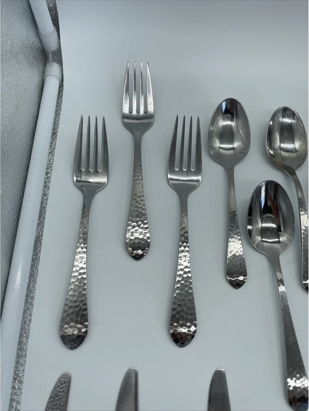 Reed & Barton  RDS299 Every Day Hammered Stainless 40 Pieces